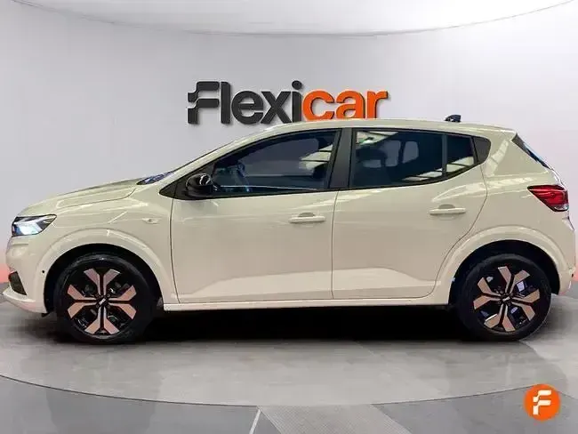 Usado Dacia Sandero Journey 122 CV (89 kW) 2025 Blanco Berlina
