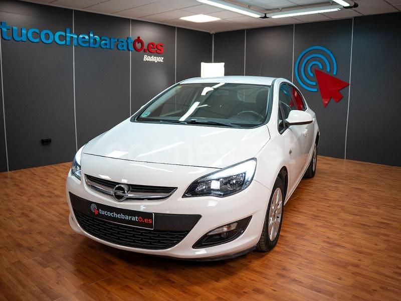 Usado Opel Astra Excellence 110 CV (80 kW) 2015 Blanco Berlina