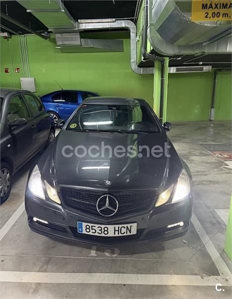 Usado Mercedes E350 231 CV (169 kW) 2009 Gris / plata Coupe