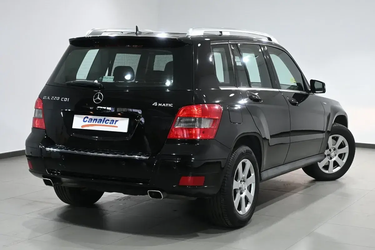 Usado Mercedes GLK220 170 CV (125 kW) 2011 Negro SUV