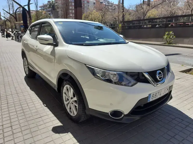 Usado Nissan Qashqai Acenta 163 CV (119 kW) 2015 Blanco SUV