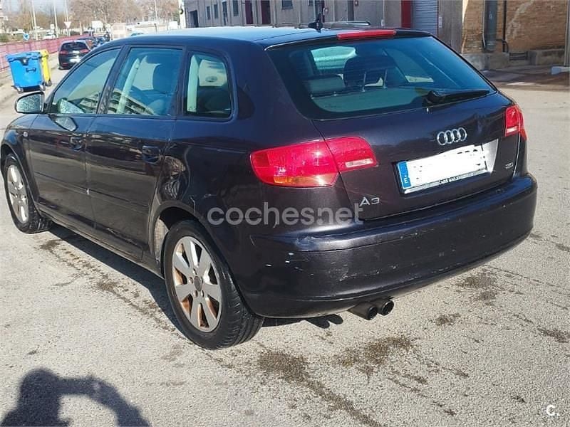 Usado Audi A3 Attraction 150 CV (110 kW) 2005 Negro Utilitario