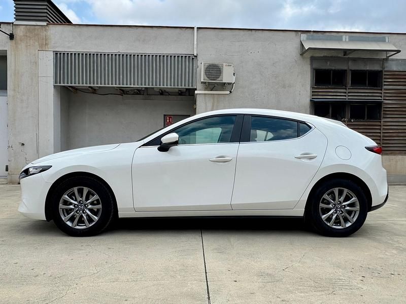 Usado Mazda 3 Prime-Line 140 CV (102 kW) 2024 Blanco Berlina