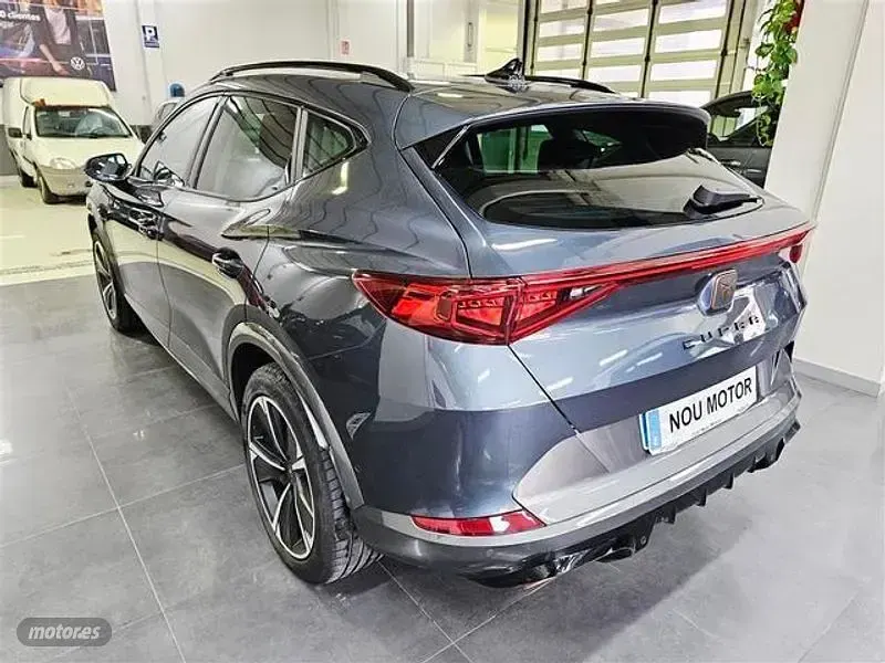 Usado Cupra Formentor 204 CV (150 kW) 2023 Gris SUV