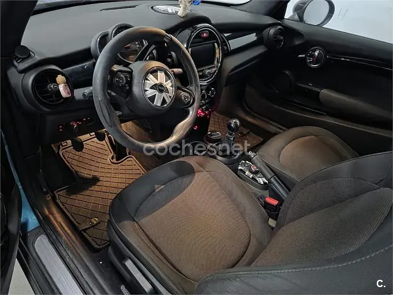 Usado Mini One Cabriolet 102 CV (75 kW) 2018 Azul Descapotable