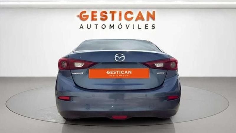 Usado Mazda 3 Style 120 CV (88 kW) 2018 Azul Utilitario