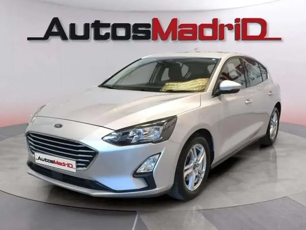 Usado Ford Focus Trend+ 120 CV (88 kW) 2022 Gris Utilitario