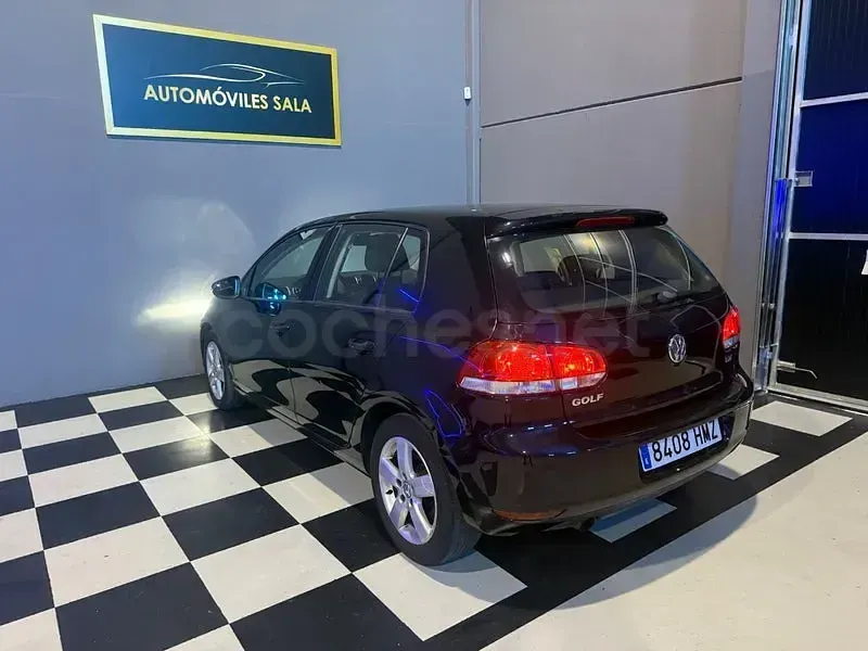 Usado VW Golf VII Advance 105 CV (77 kW) 2012 Negro Berlina