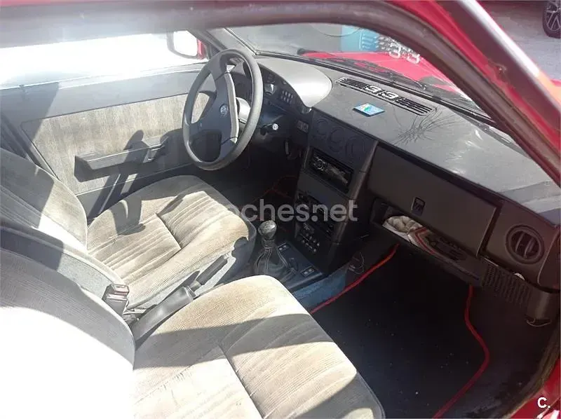 Usado Alfa Romeo 33 110 CV (80 kW) 1989 Rojo Berlina