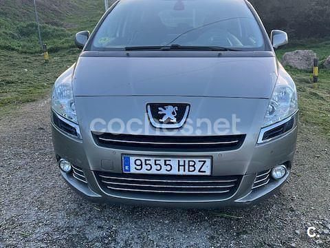 Beige Usado 2011 Peugeot 5008 Sport Monovolumen | 5400 € (Buen precio) - Imagen 1/4