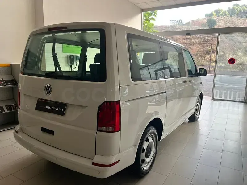 Usado VW Caravelle 204 CV (150 kW) 2021 Blanco Van