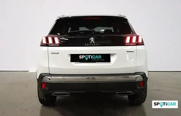 Usado Peugeot 3008 GT-line 130 CV (95 kW) 2020 Blanco SUV