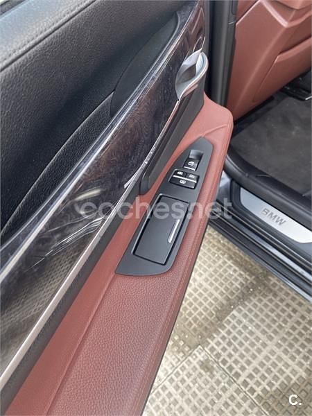 Usado BMW 740 306 CV (225 kW) 2010 Negro Berlina