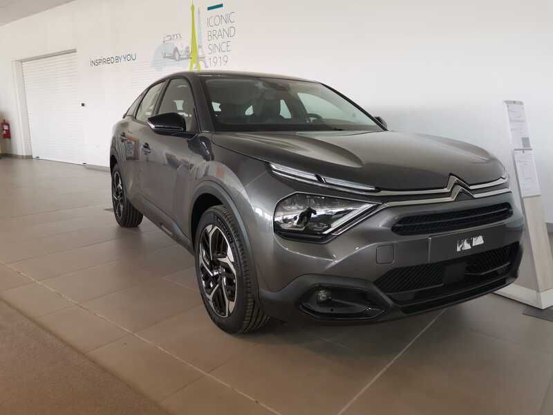 Negro Nuevo 2024 Citroën C4 Business Class | 21.900 € (Un poco caro) - Imagen 1/4