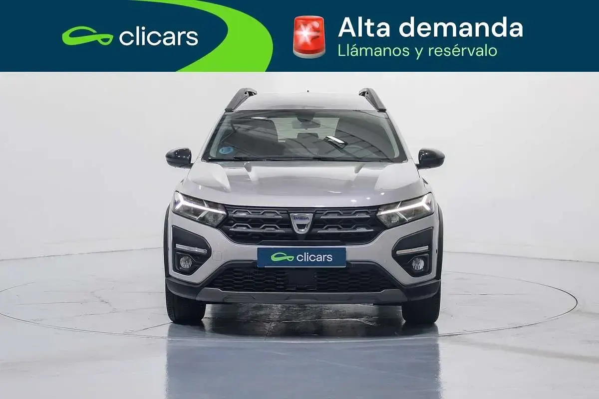Begagnad Dacia Jogger Extreme 101 HK (74 kW) 2022 Grå Minibuss