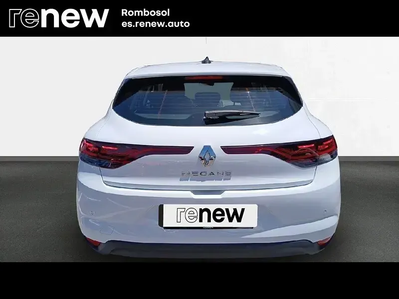 Usado Renault Mégane II Intens 115 CV (84 kW) 2021 Blanco Berlina