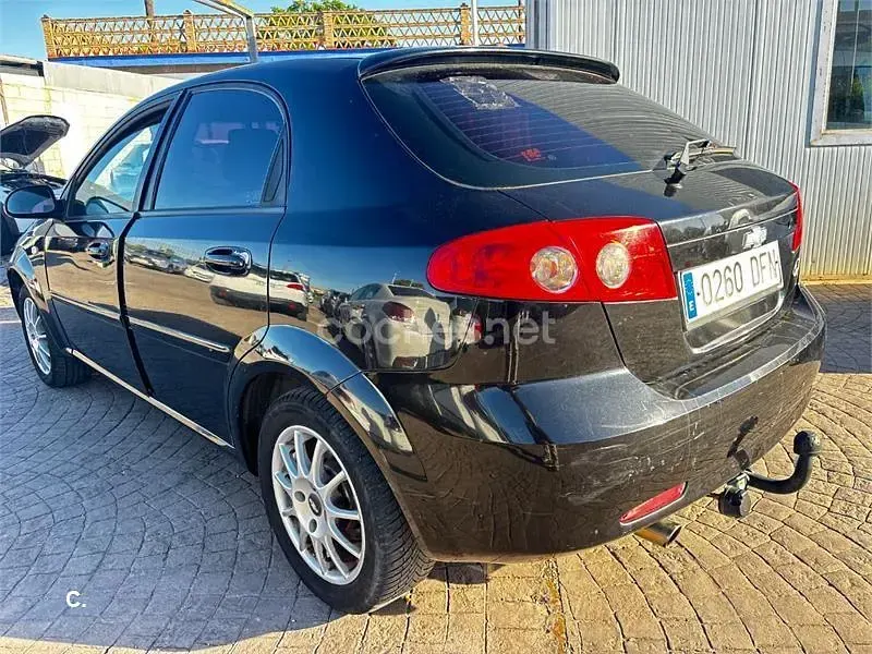 Usado Chevrolet Lacetti CDX 109 CV (80 kW) 2005 Negro Berlina