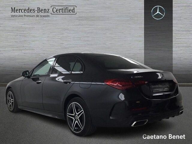Usado Mercedes C300e AMG line 313 CV (230 kW) 2024 Gris grafito