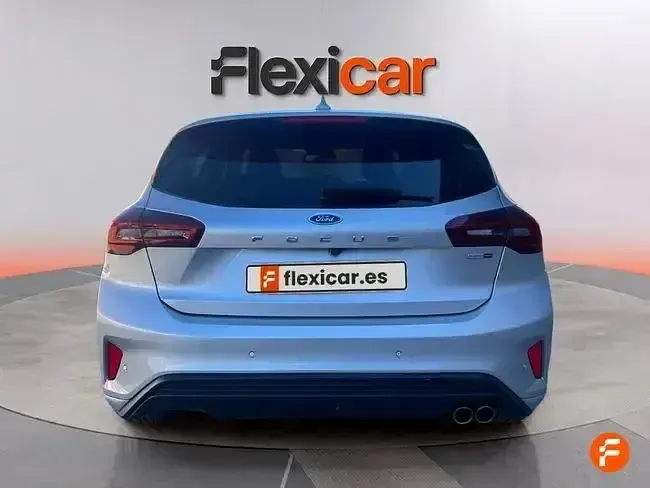 Usado Ford Focus ST-Line 155 CV (114 kW) 2023 Gris Berlina