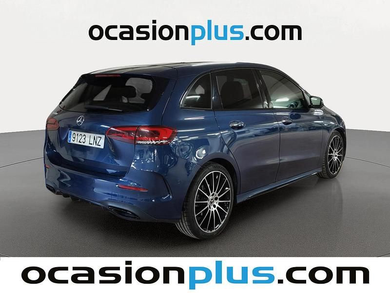 Usado Mercedes B180 136 CV (100 kW) 2021 Azul Monovolumen