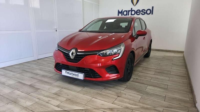 Begagnad Renault Clio V Intens 91 HK (66 kW) 2022 Röd Halvkombi