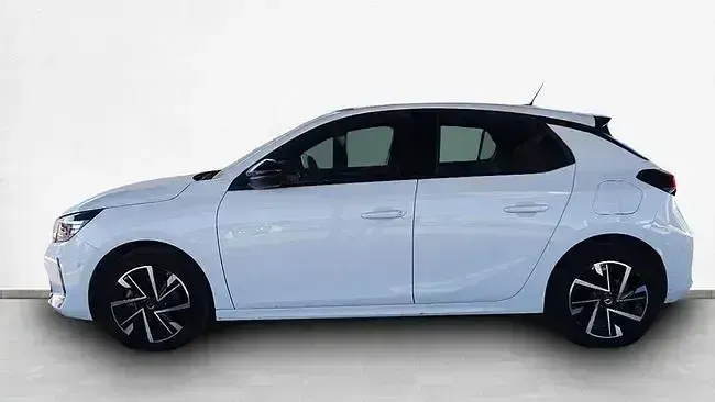 Usado Opel Corsa 100 CV (73 kW) 2023 Blanco Utilitario