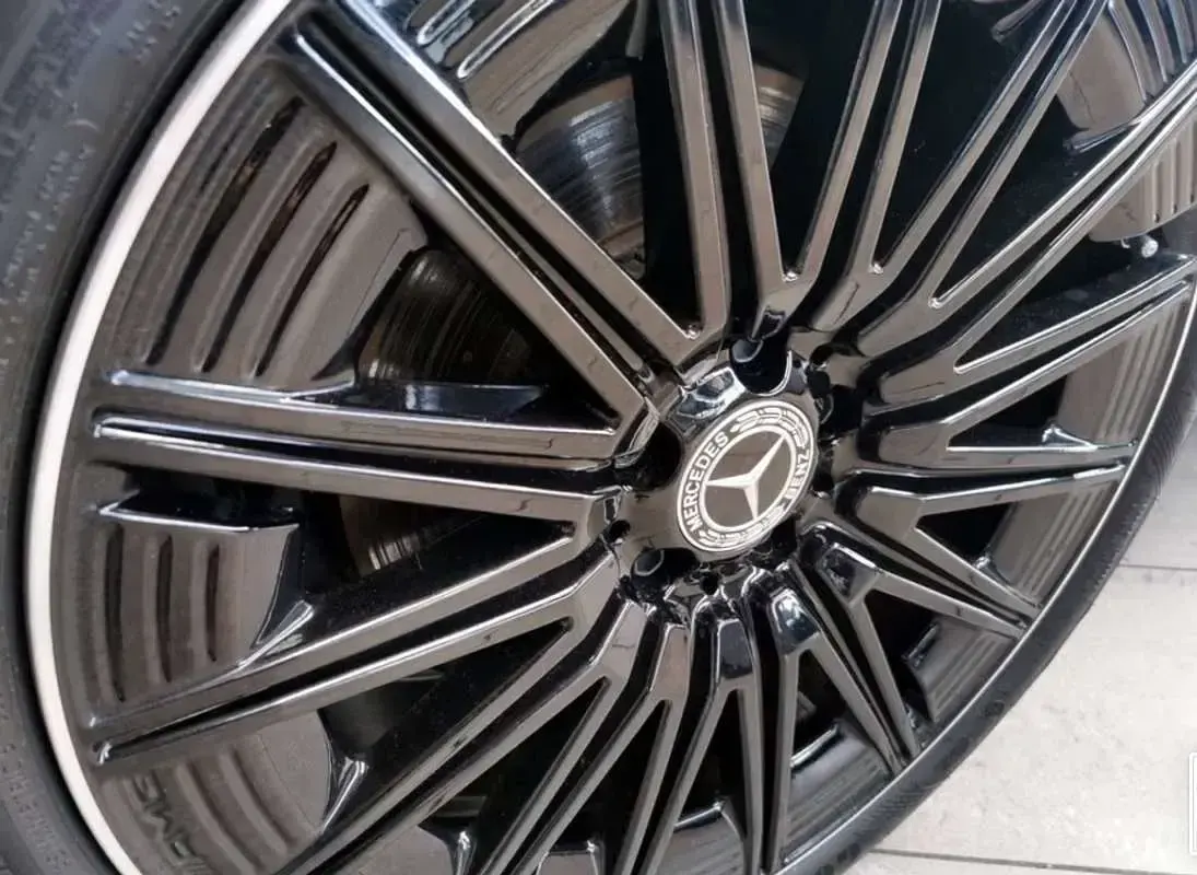 Usado Mercedes CLE220 381 CV (280 kW) 2024 Gris Descapotable