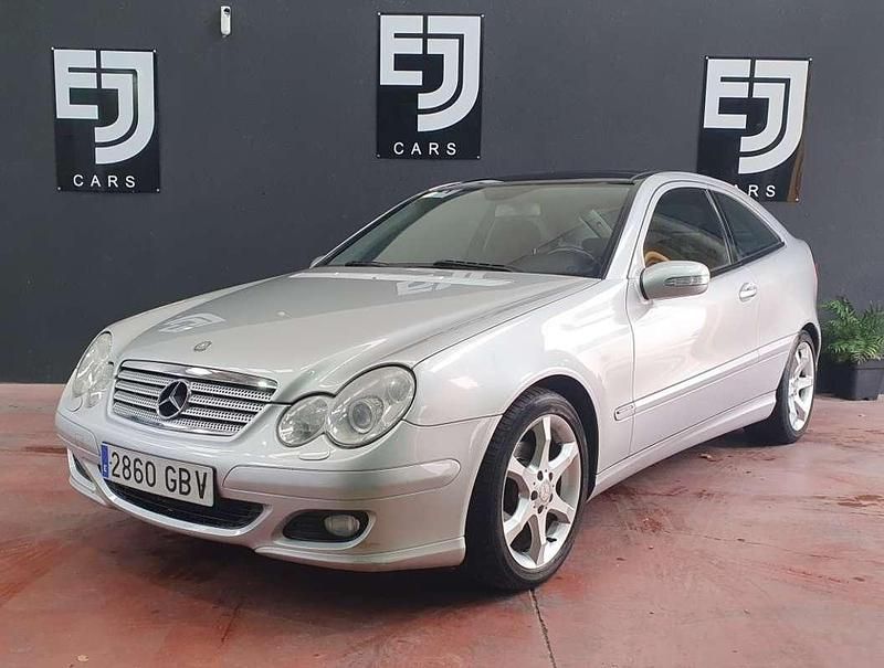 Gris Usado 2008 Mercedes C180 Classic Coupe | 8990 € (Precio justo) - Imagen 1/4