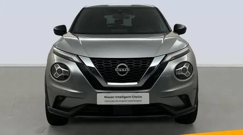 Usado Nissan Juke N-Connecta 114 CV (83 kW) 2024 Diamond silver (metalizado) SUV