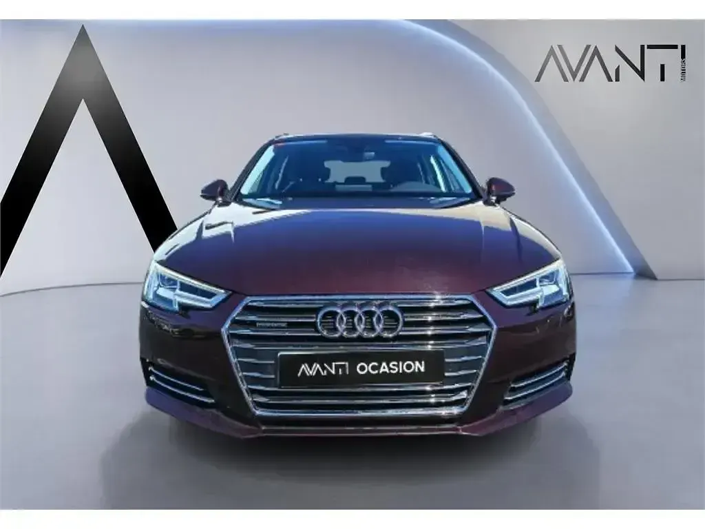 Usado Audi A4 218 CV (160 kW) 2017 Rojo Familiar