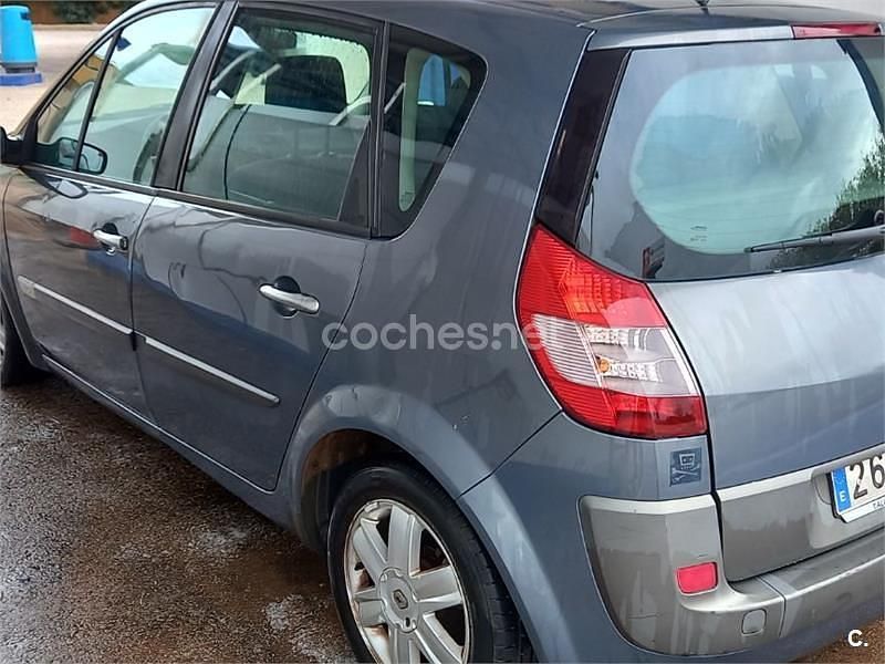 Gris / plata Usado 2006 Renault Scénic II Dynamique Monovolumen | 2999 € (Precio justo) - Imagen 1/4