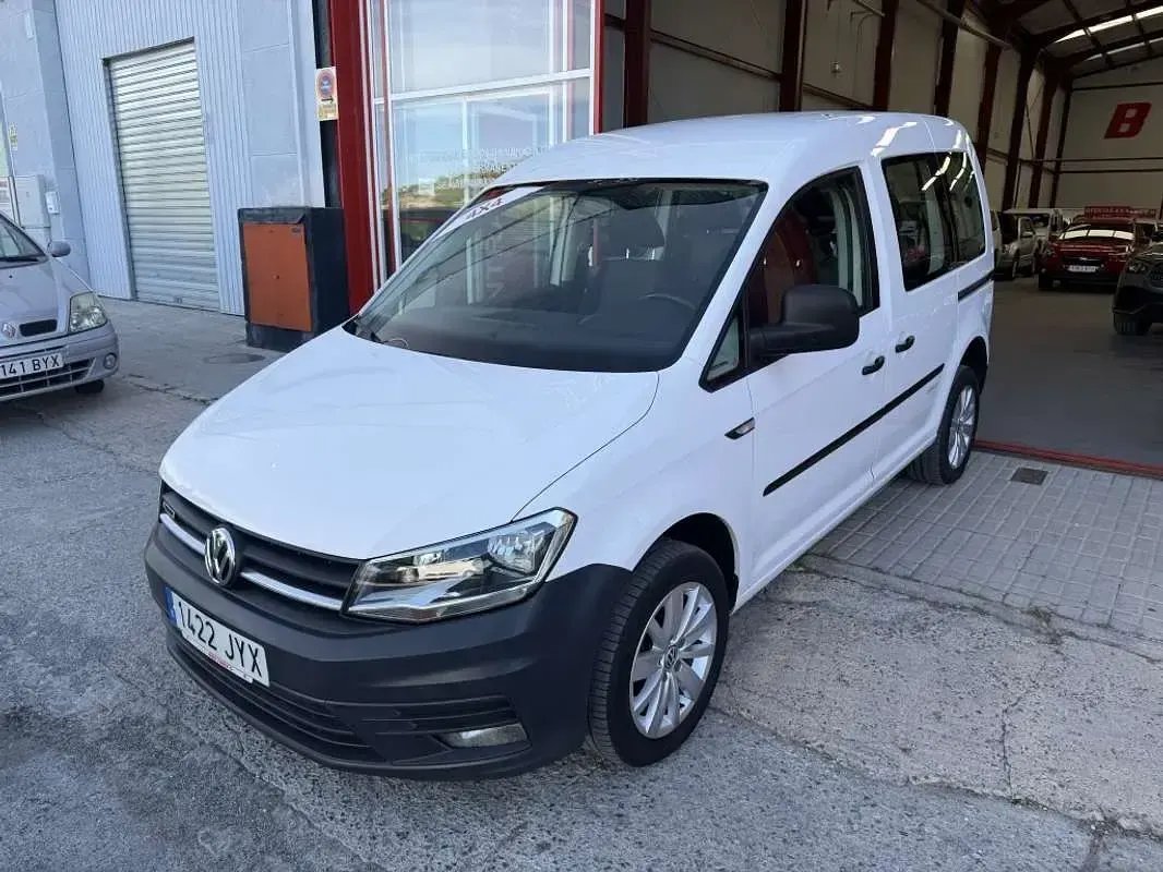 Usado VW Caddy 122 CV (89 kW) 2017 Blanco Monovolumen