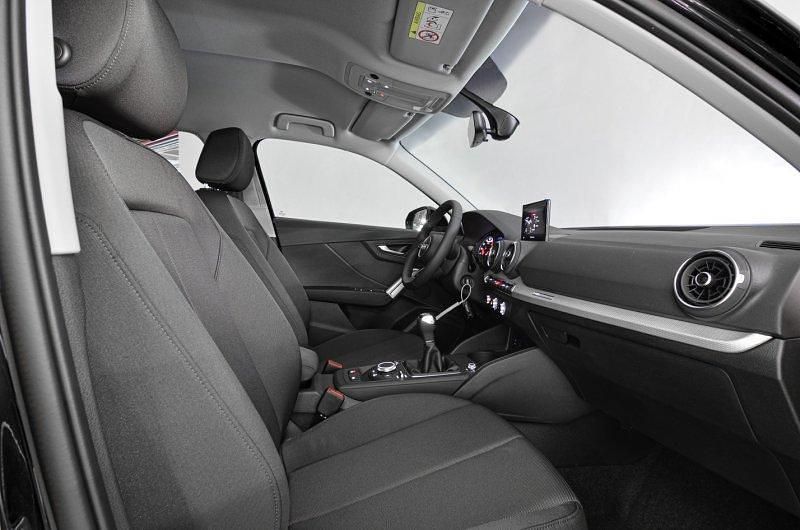 Usado Audi Q2 110 CV (80 kW) 2023 Negro brillante SUV