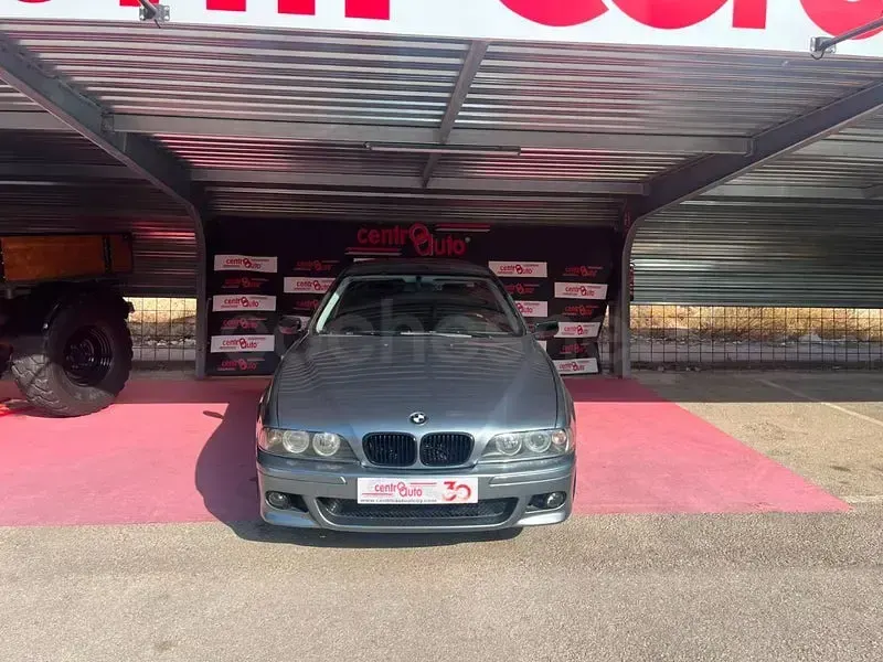 Usado BMW 520 170 CV (125 kW) 2002 Gris / plata Berlina