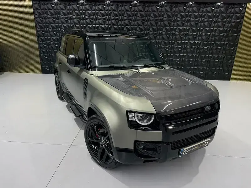 Usado Land Rover Defender 240 CV (176 kW) 2021 Verde SUV