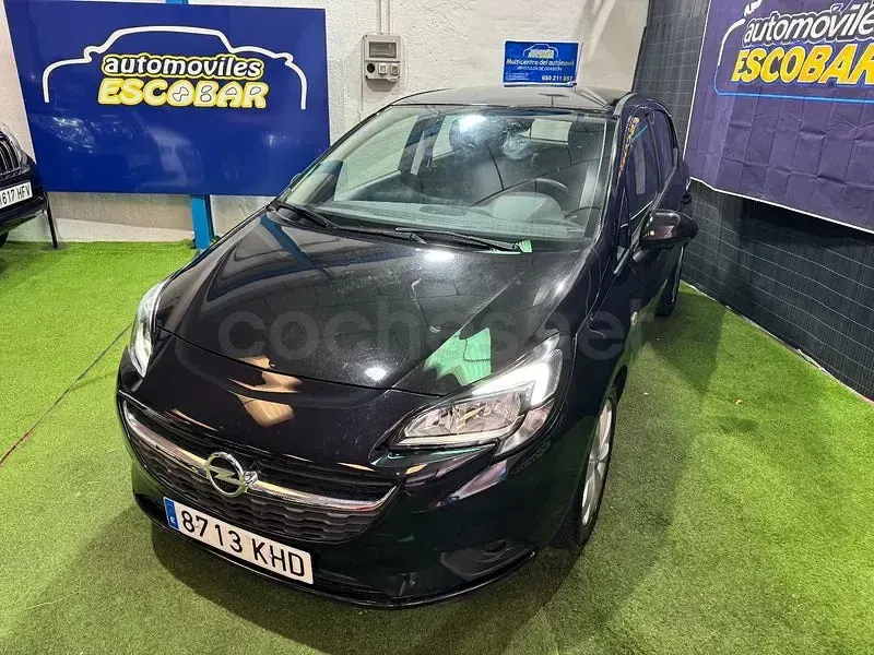 Usado Opel Corsa Selective 90 CV (66 kW) 2018 Negro Utilitario