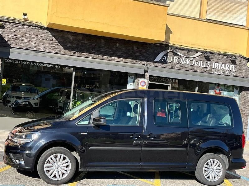 Usado VW Caddy Maxi Trendline 102 CV (75 kW) 2019 Negro Monovolumen