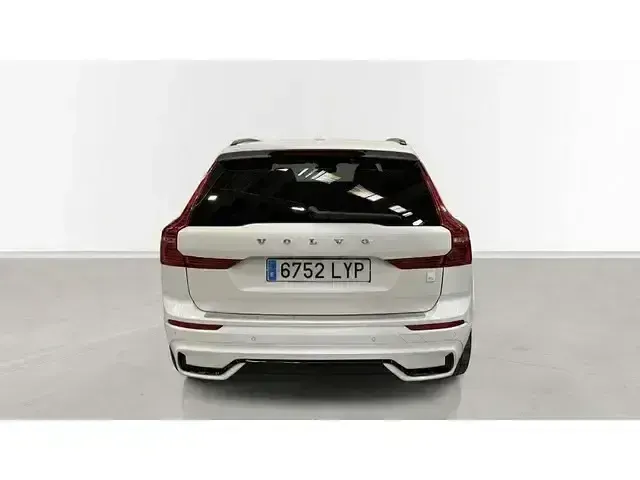 Usado Volvo XC60 455 CV (334 kW) 2022 Blanco SUV