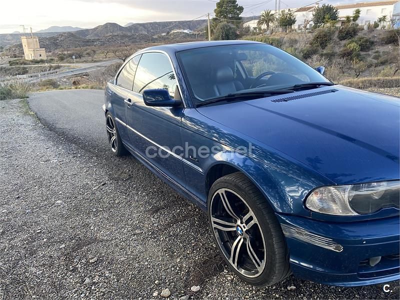 Usado BMW 323 170 CV (125 kW) 2000 Azul Coupe