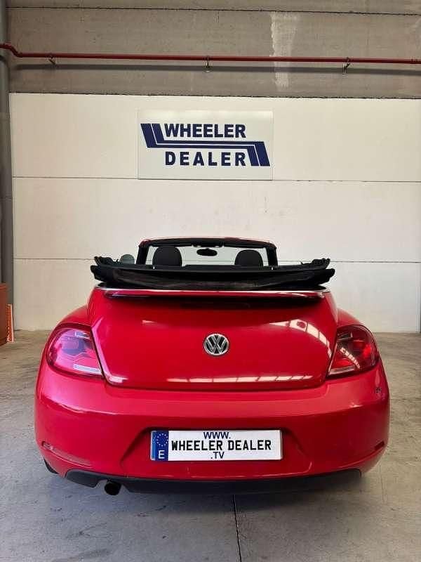 Usado VW Beetle Design 150 CV (110 kW) 2014 Rojo Utilitario