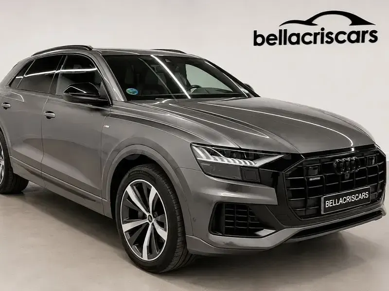 Usado Audi Q8 Premium 340 CV (250 kW) 2022 Gris / plata SUV