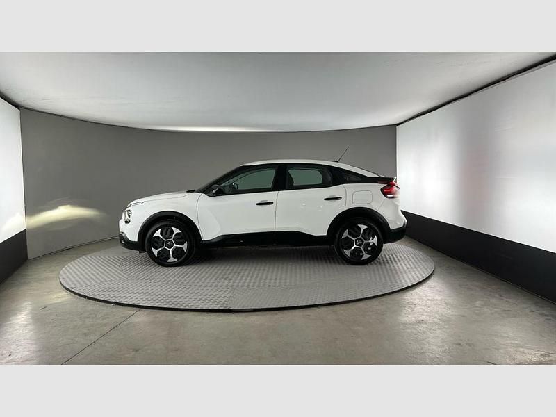 Usado Citroën C4 Feel 110 CV (80 kW) 2022 Blanco banquise