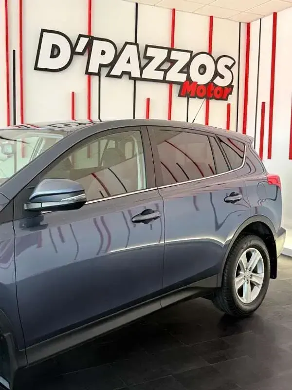 Usado Toyota RAV4 Advance 124 CV (91 kW) 2014 Azul SUV
