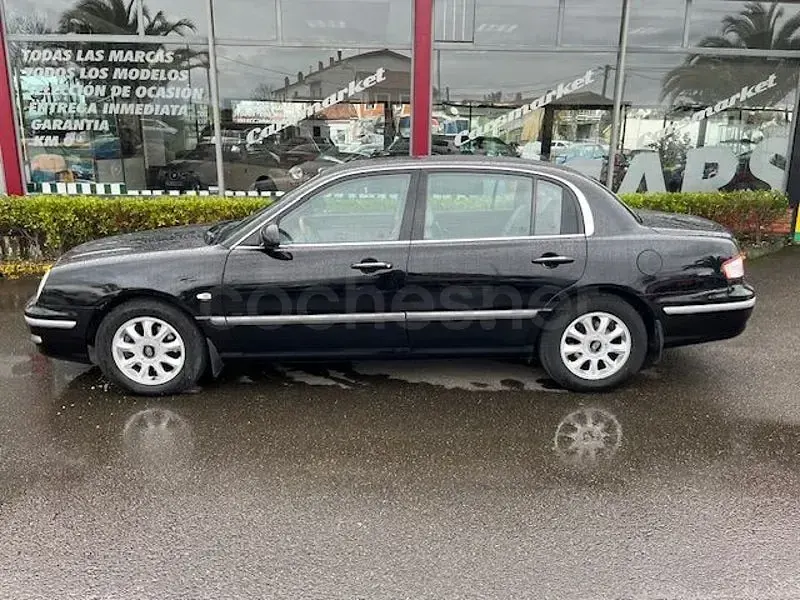 Usado Kia Opirus EX 203 CV (149 kW) 2006 Negro Berlina