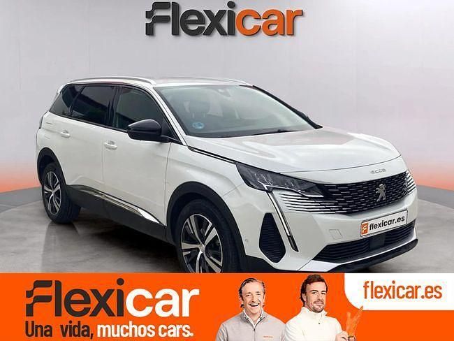 Usado Peugeot 5008 Allure 130 CV (95 kW) 2022 Blanco SUV