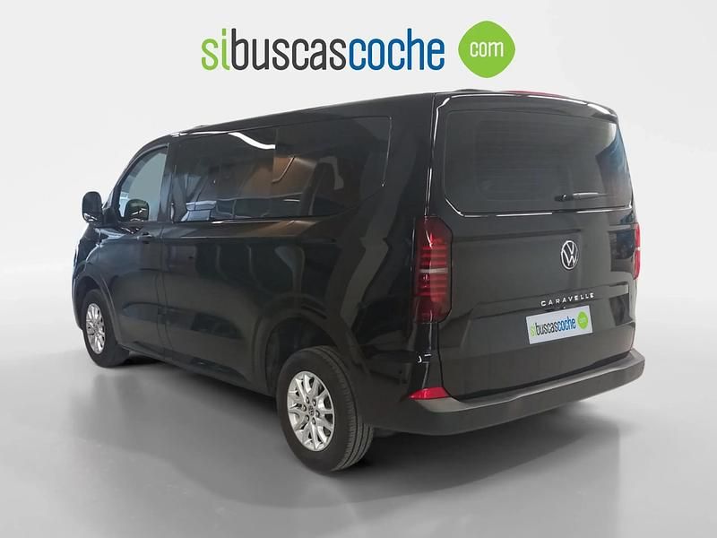 Usado VW Caravelle 110 CV (80 kW) 2025 Negro Van