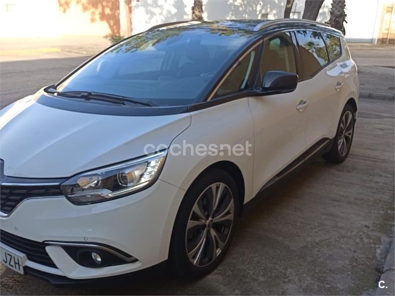 Usado Renault Grand Scénic IV Zen 130 CV (95 kW) 2017 Blanco Monovolumen