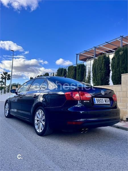 Usado VW Jetta Sport 160 CV (117 kW) 2014 Negro Berlina