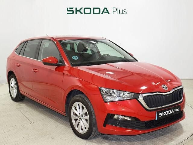 Rojo Usado 2024 Skoda Scala Selection Utilitario | 17.800 € (Precio justo) - Imagen 1/4