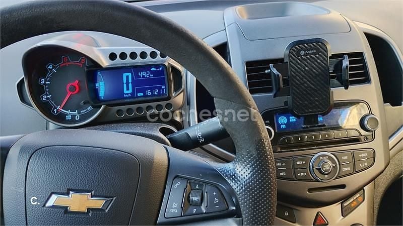 Usado Chevrolet Aveo LT 75 CV (55 kW) 2013 Blanco Berlina